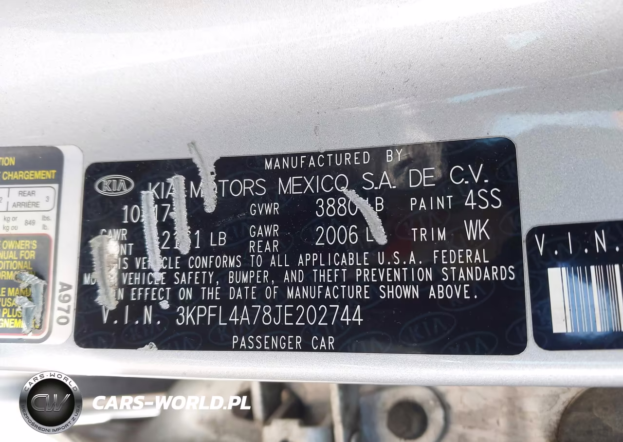2018 Kia Forte Lx VIN:3KPFL4A78JE202744 - 9