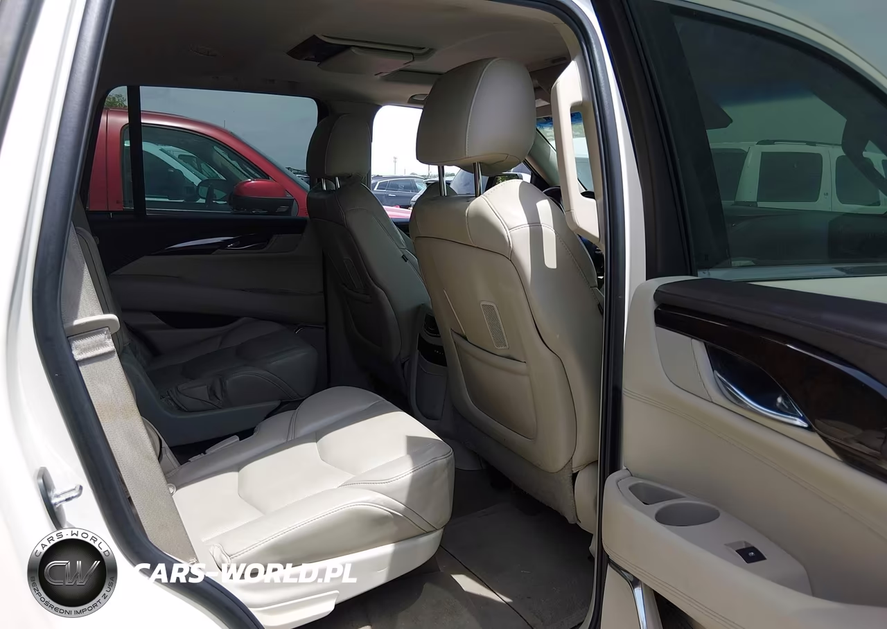 2015 Cadillac Escalade Luxury VIN:1GYS4MKJ9FR521338 - 8