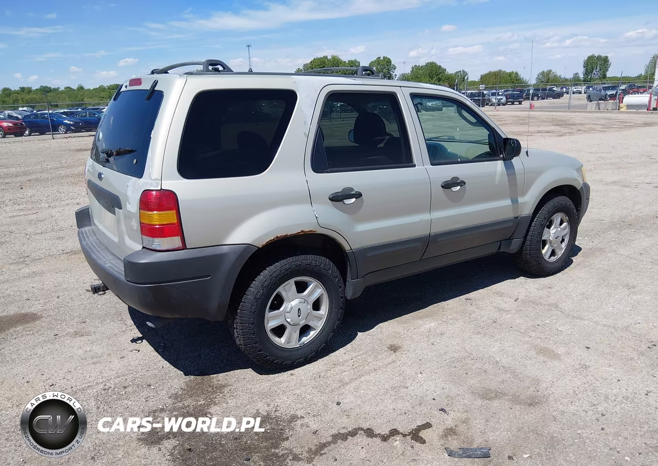 2003 Ford Escape Xlt VIN:1FMYU93133KA24992 - 4