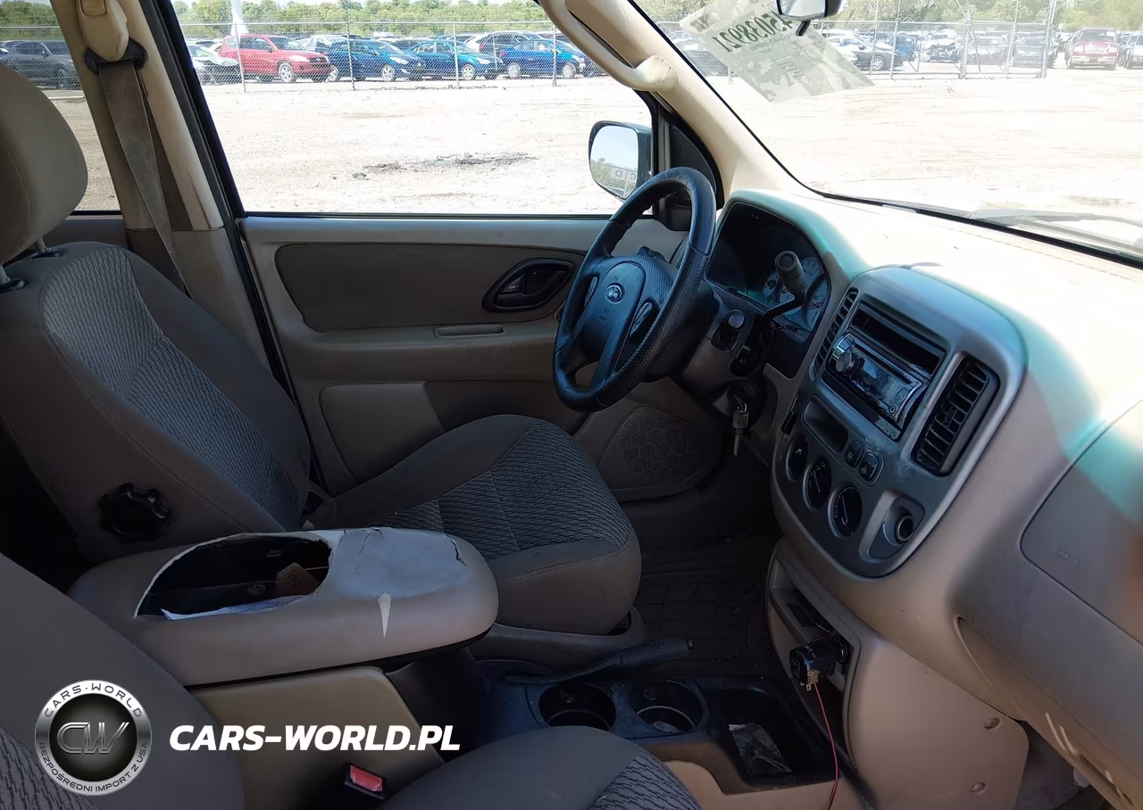 2003 Ford Escape Xlt VIN:1FMYU93133KA24992 - 5