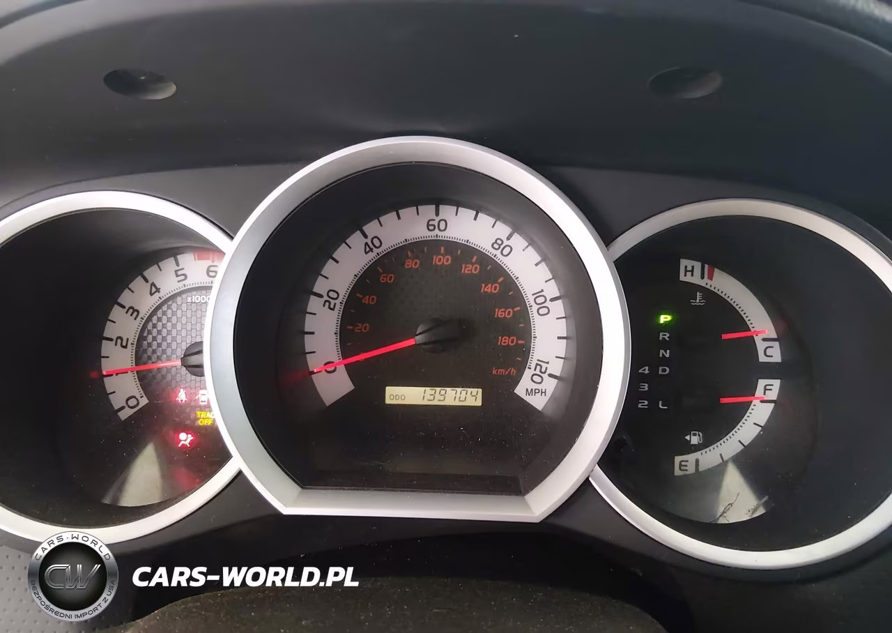 2015 Toyota Tacoma Base V6 VIN:3TMLU4EN0FM170071 - 7