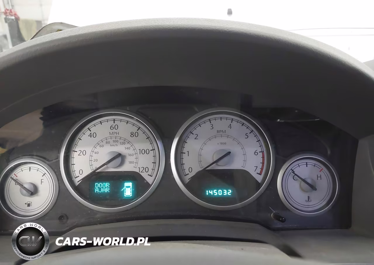 2010 Chrysler Town & Country Touring VIN:2A4RR5DX1AR345427 - 7