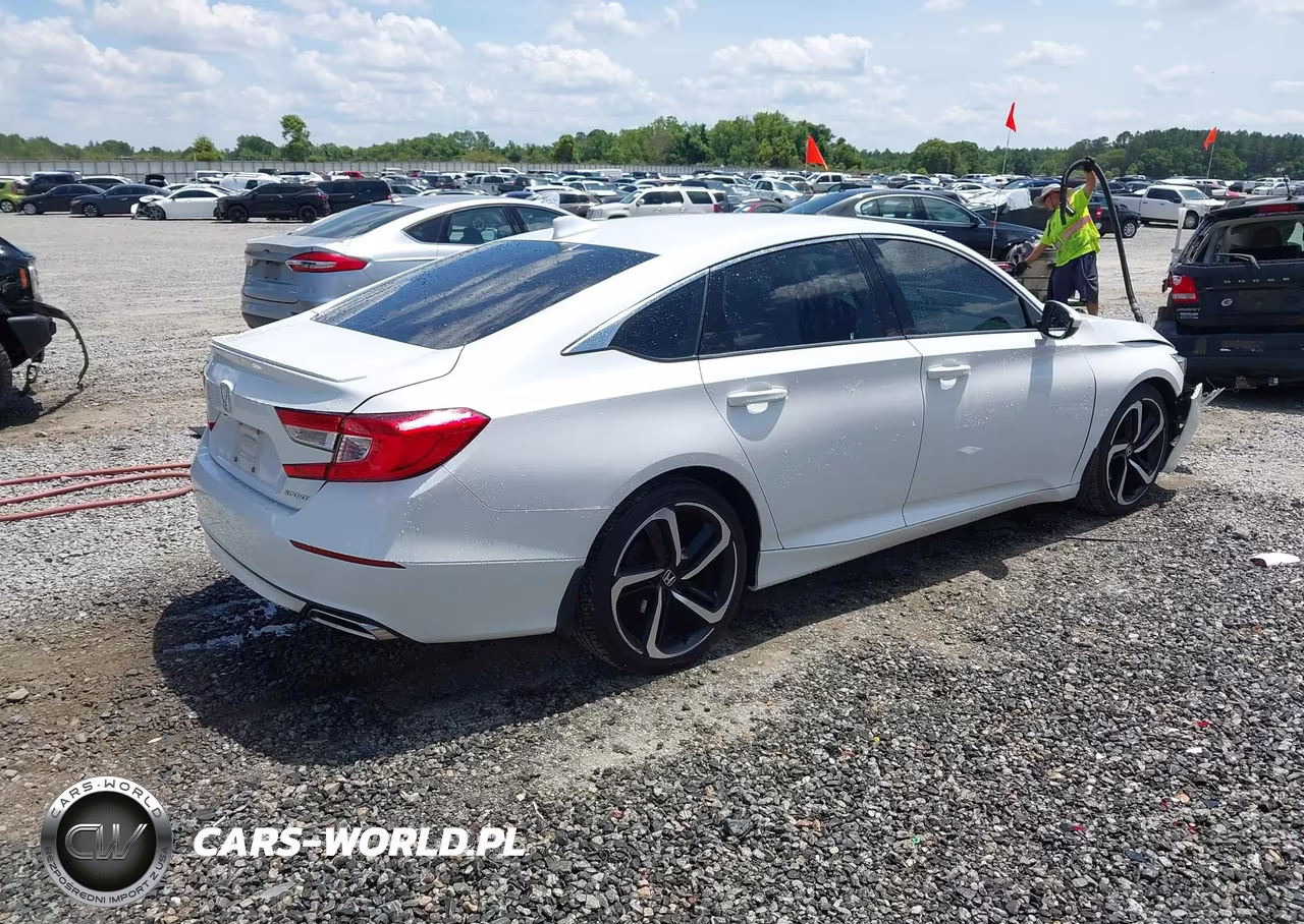 2018 Honda Accord Sport VIN:1HGCV1F30JA265942 - 4