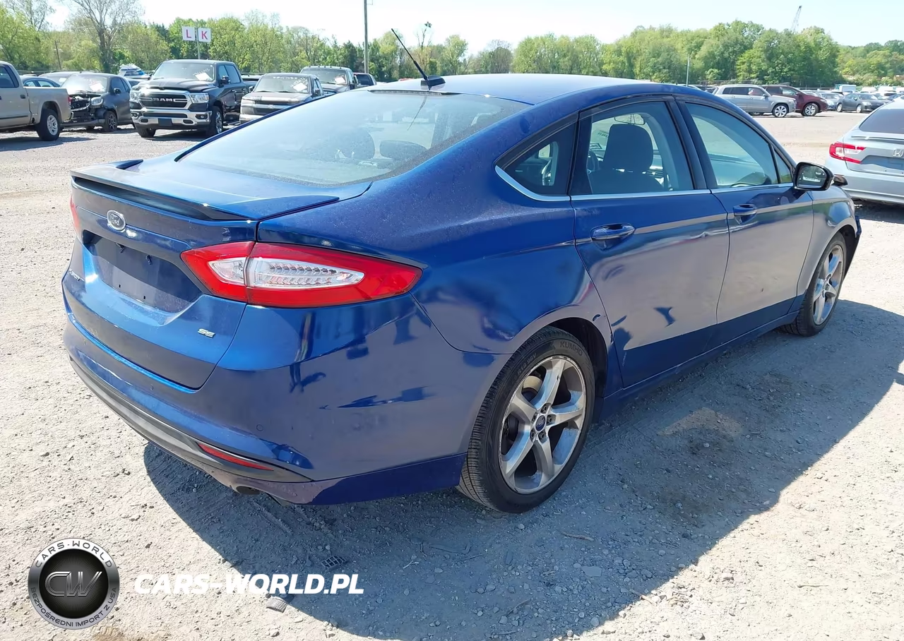 2015 Ford Fusion Se VIN:3FA6P0HDXFR217423 - 4