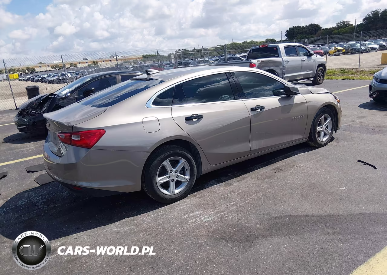 2022 Chevrolet Malibu Fwd Ls VIN:1G1ZB5ST4NF215769 - 4