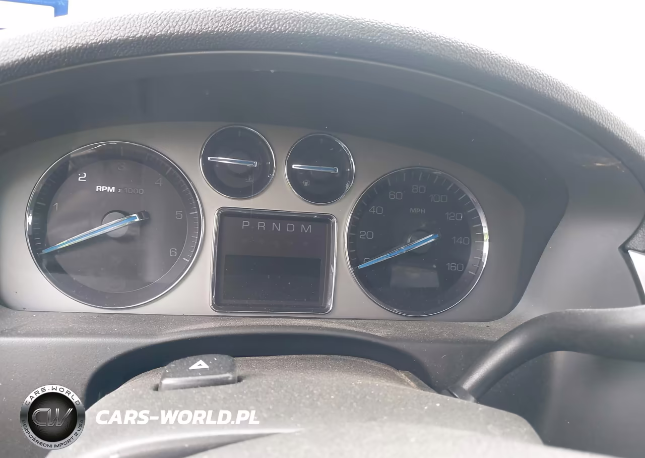 2008 Cadillac Escalade Standard VIN:1GYEC63848R170381 - 7