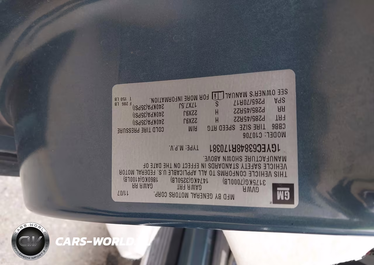 2008 Cadillac Escalade Standard VIN:1GYEC63848R170381 - 9