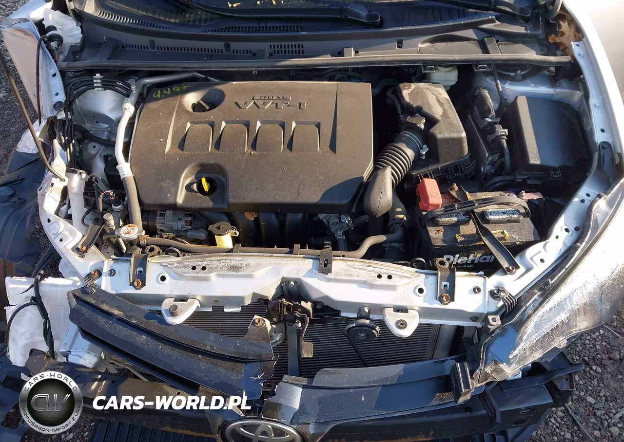 2018 Toyota Corolla Le VIN:2T1BURHE4JC050425 - 10