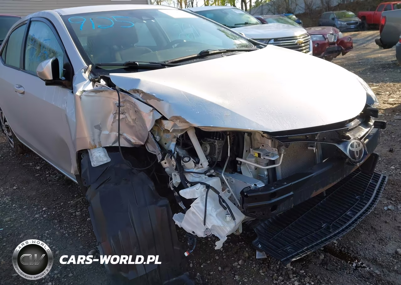2018 Toyota Corolla Le VIN:2T1BURHE4JC050425 - 6
