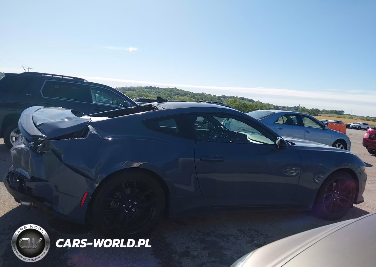 2025 Ford Mustang Ecoboost Fastback VIN:1FA6P8TH4S5121583 - 14
