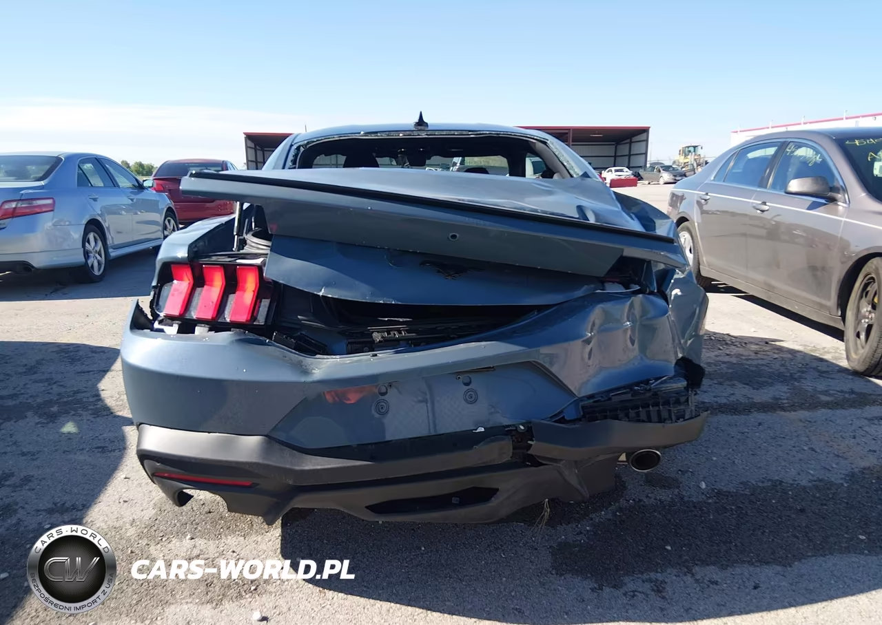 2025 Ford Mustang Ecoboost Fastback VIN:1FA6P8TH4S5121583 - 17