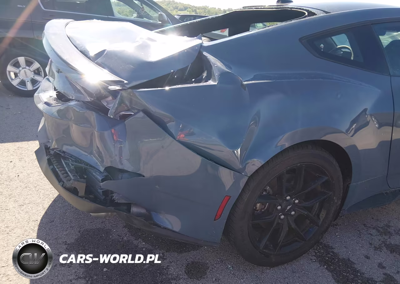 2025 Ford Mustang Ecoboost Fastback VIN:1FA6P8TH4S5121583 - 18