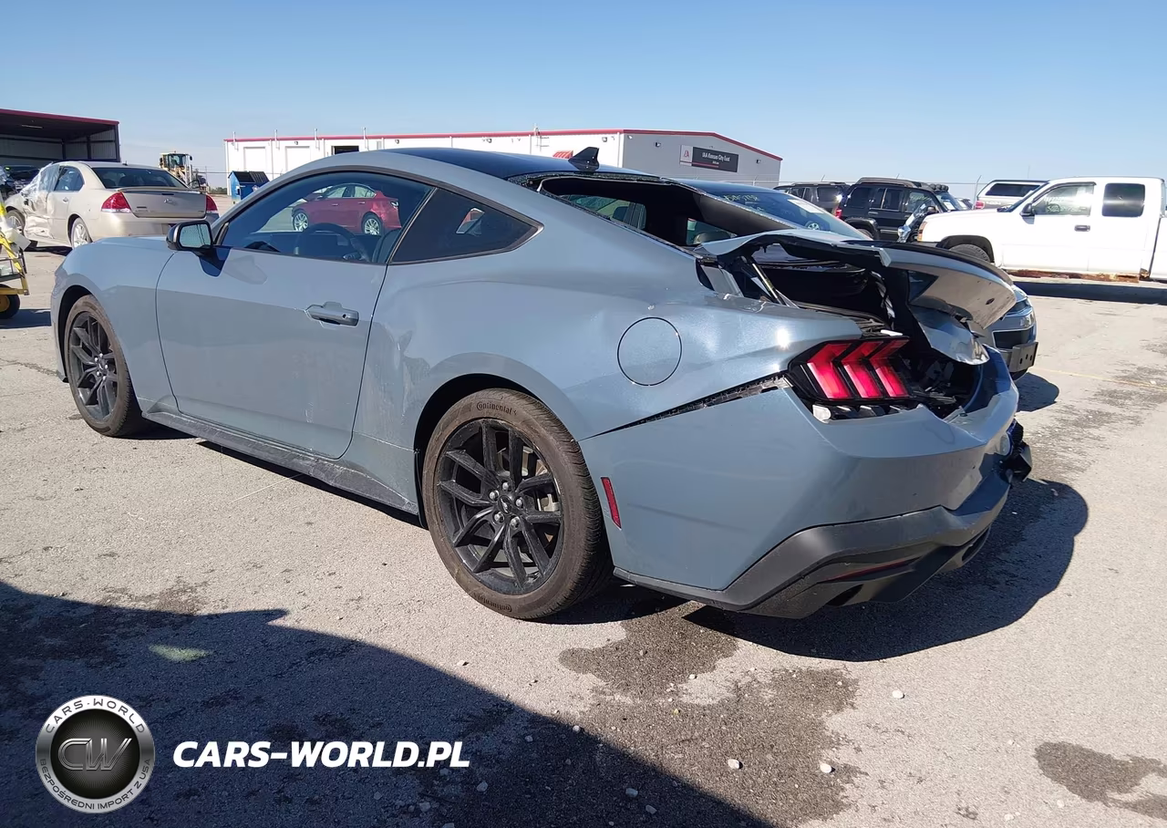 2025 Ford Mustang Ecoboost Fastback VIN:1FA6P8TH4S5121583 - 3