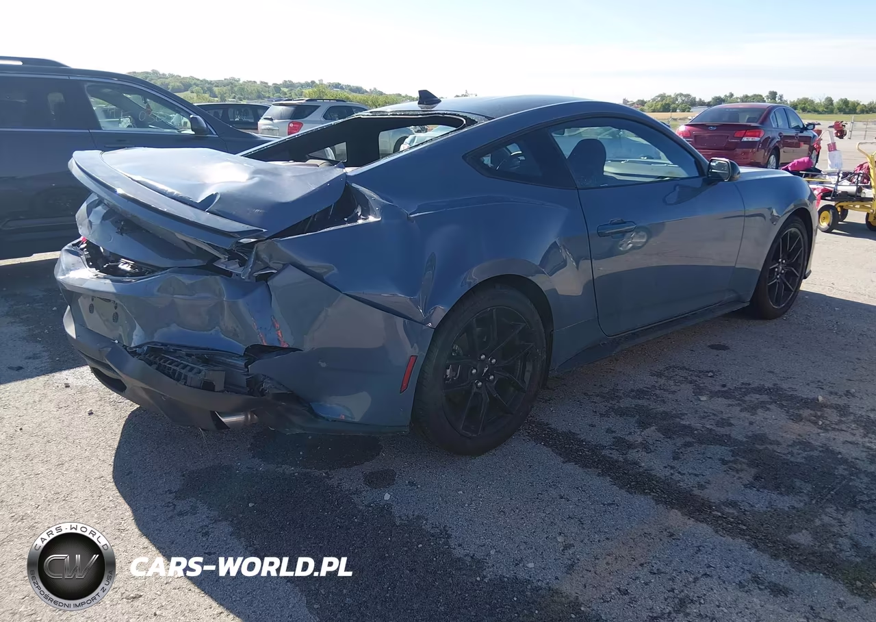 2025 Ford Mustang Ecoboost Fastback VIN:1FA6P8TH4S5121583 - 4