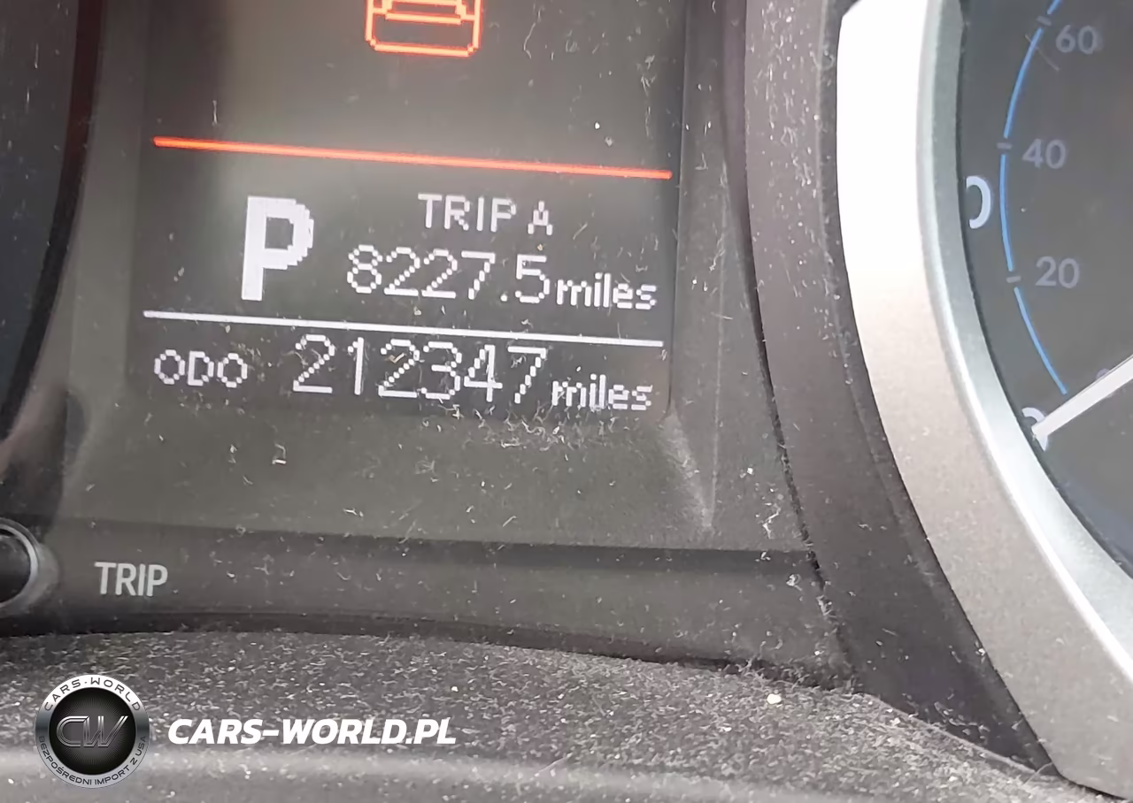 2015 Toyota Corolla S VIN:5YFBURHE9FP275091 - 15