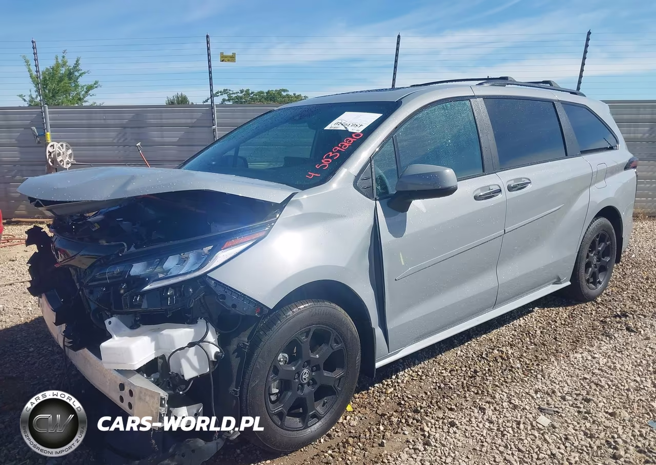 2025 Toyota Sienna Woodland Edition VIN:5TDCSKFC4SS155204 - 2