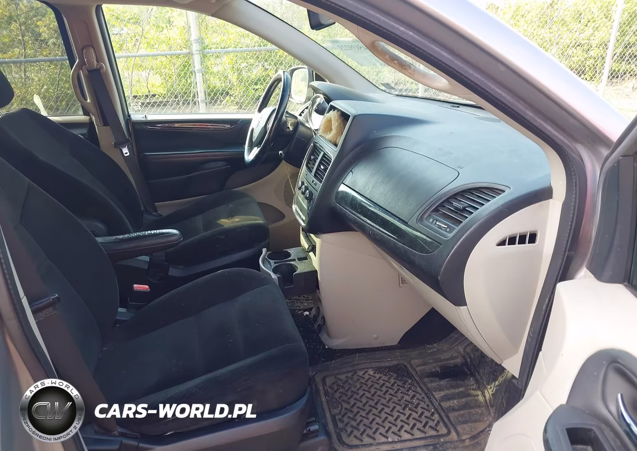 2015 Dodge Grand Caravan American Value Pkg VIN:2C4RDGBG2FR724575 - 5
