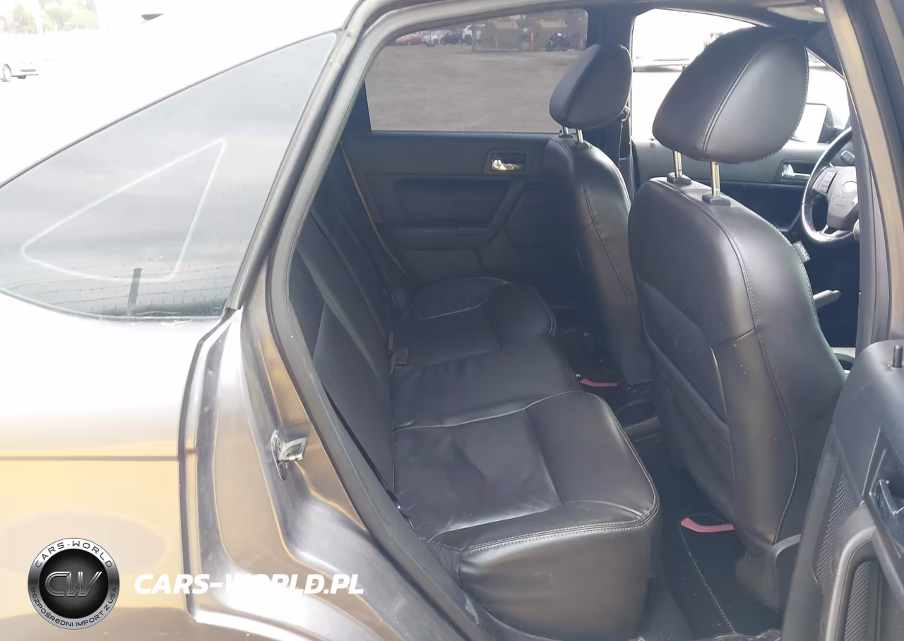 2010 Ford Focus Sel VIN:1FAHP3HNXAW242458 - 8