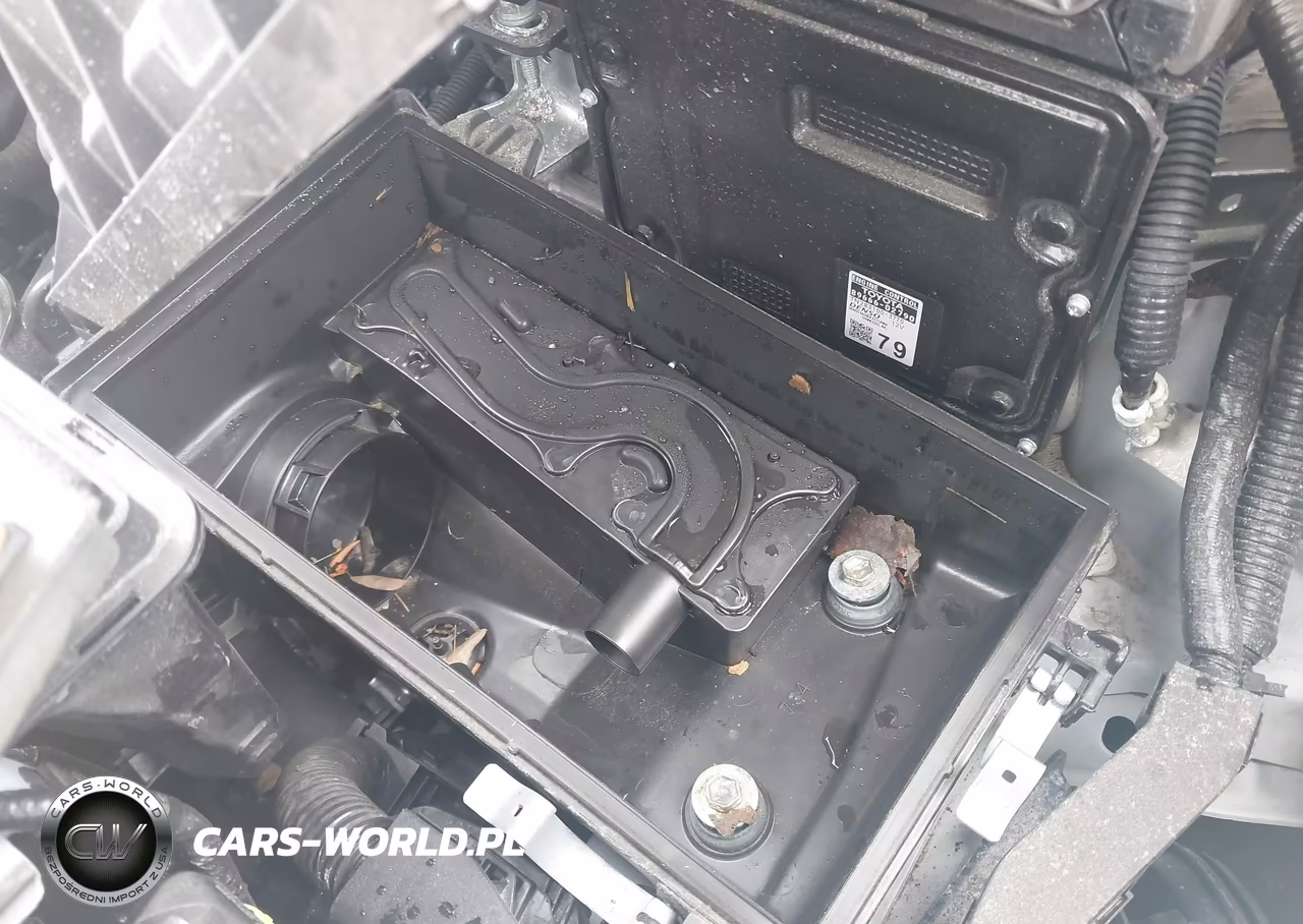 2025 Toyota Corolla Le VIN:5YFB4MDE1SP340325 - 13