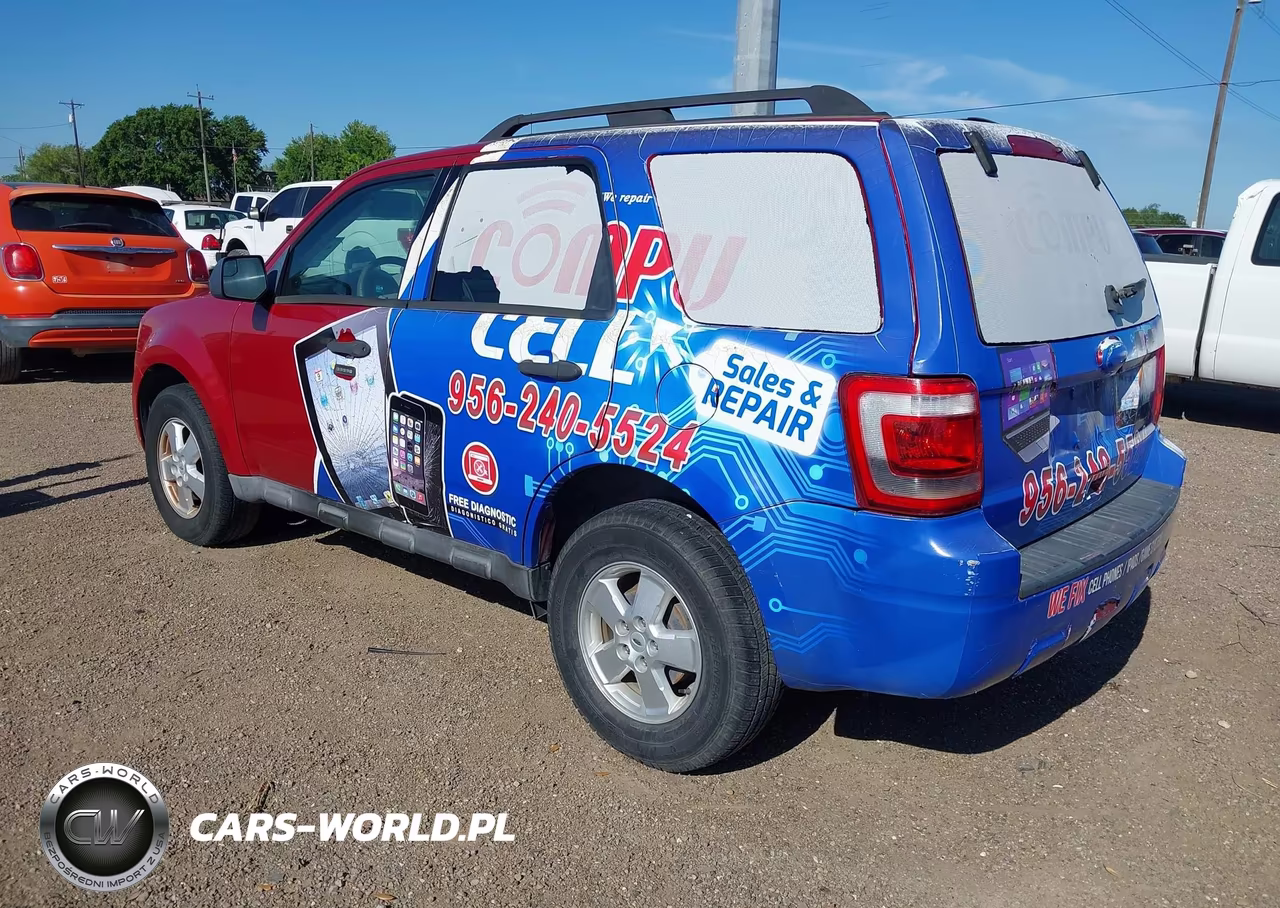 2010 Ford Escape Xlt VIN:1FMCU0D71AKA78202 - 3