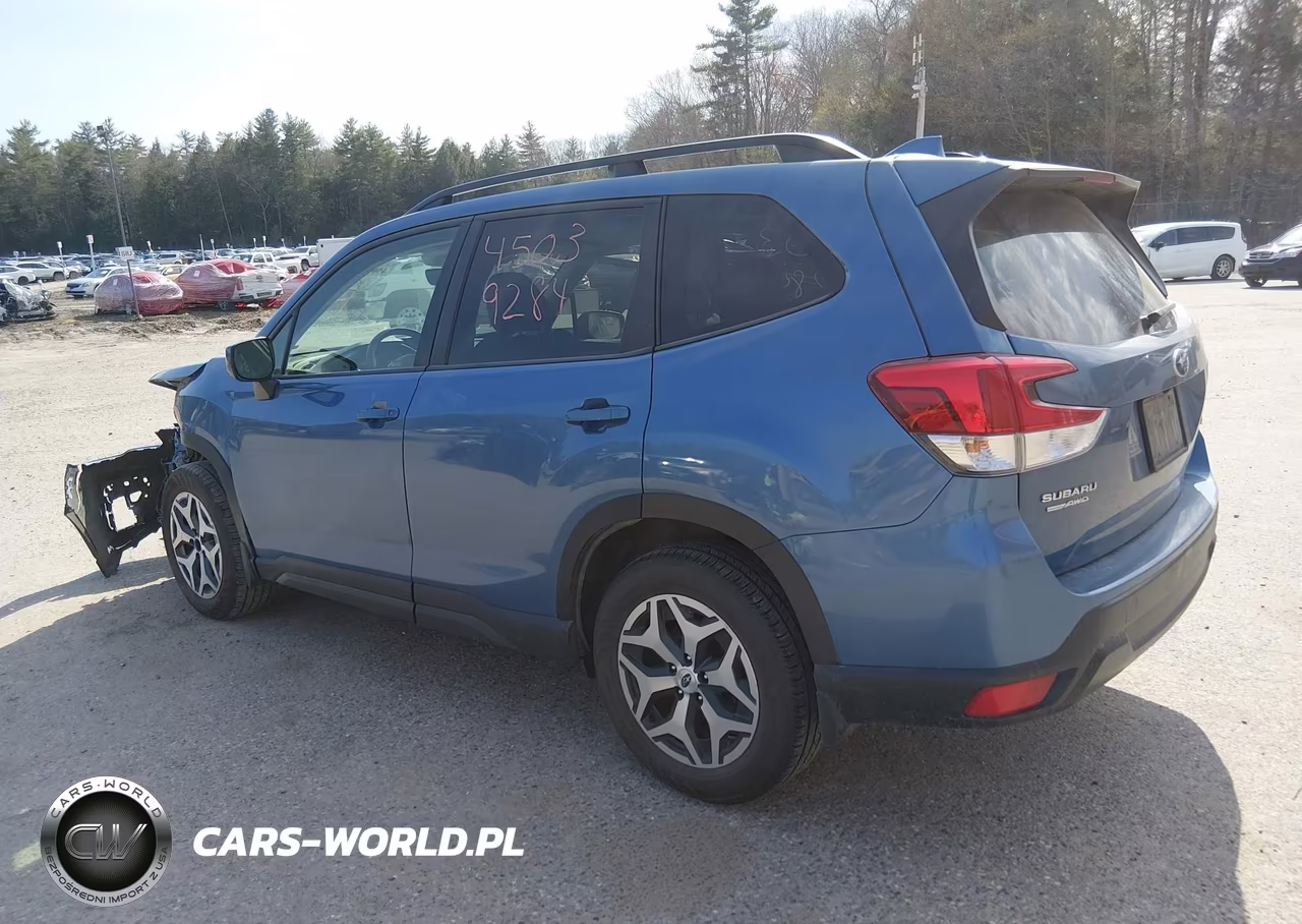 2021 Subaru Forester Premium VIN:JF2SKAFC2MH588163 - 3