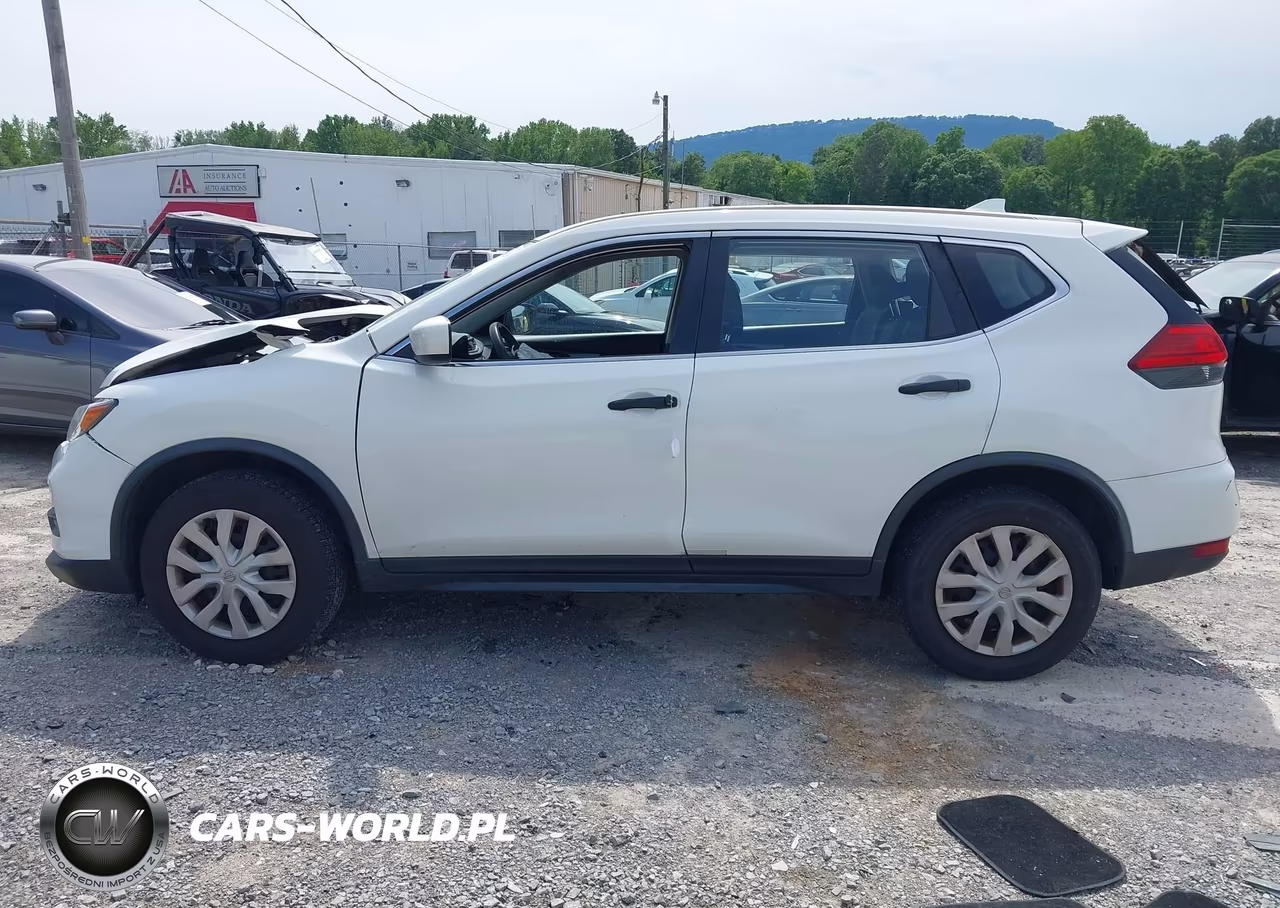 2017 Nissan Rogue S VIN:JN8AT2MV3HW013688 - 14