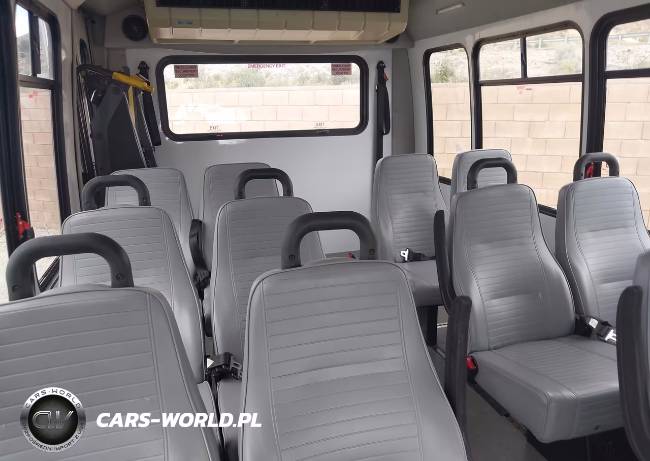 2012 Ford E-450 Cutaway VIN:1FDFE4FS8CDA92852 - 7
