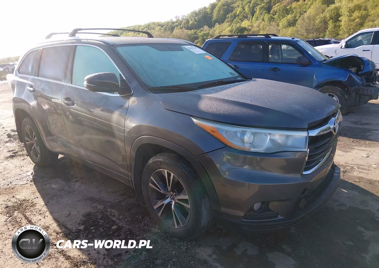 2016 Toyota Highlander Xle V6 – zdjęcie 1 z 17