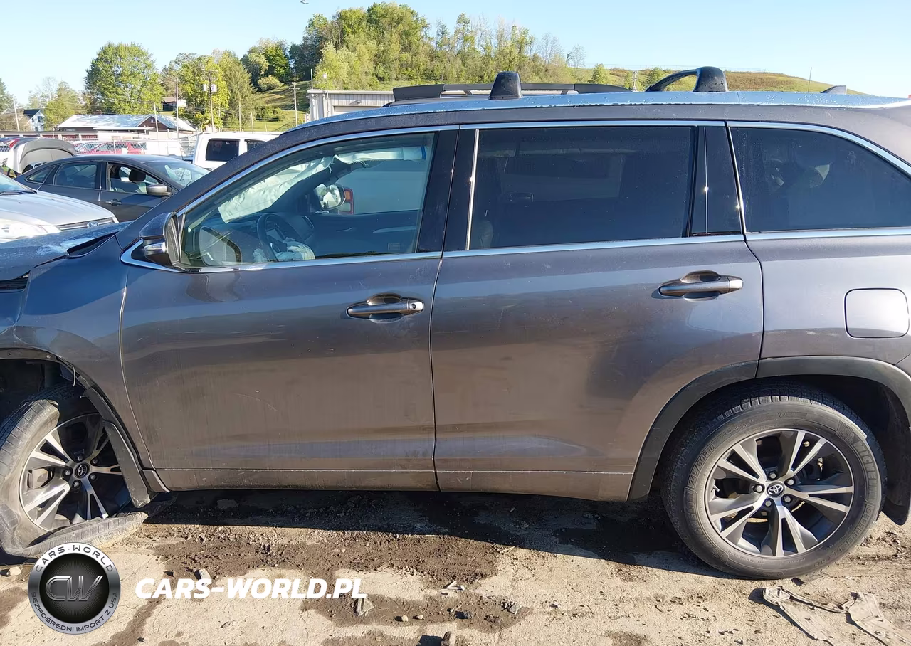 2016 Toyota Highlander Xle V6 VIN:5TDJKRFH3GS355946 - 15