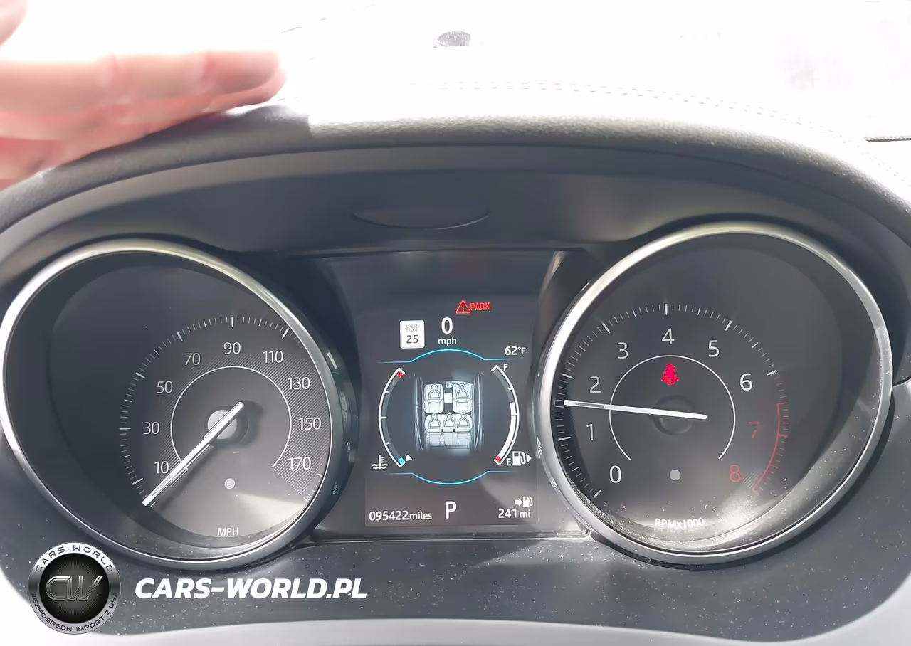 2018 Jaguar E-Pace First Edition VIN:SADFL2FX6J1Z01925 - 7