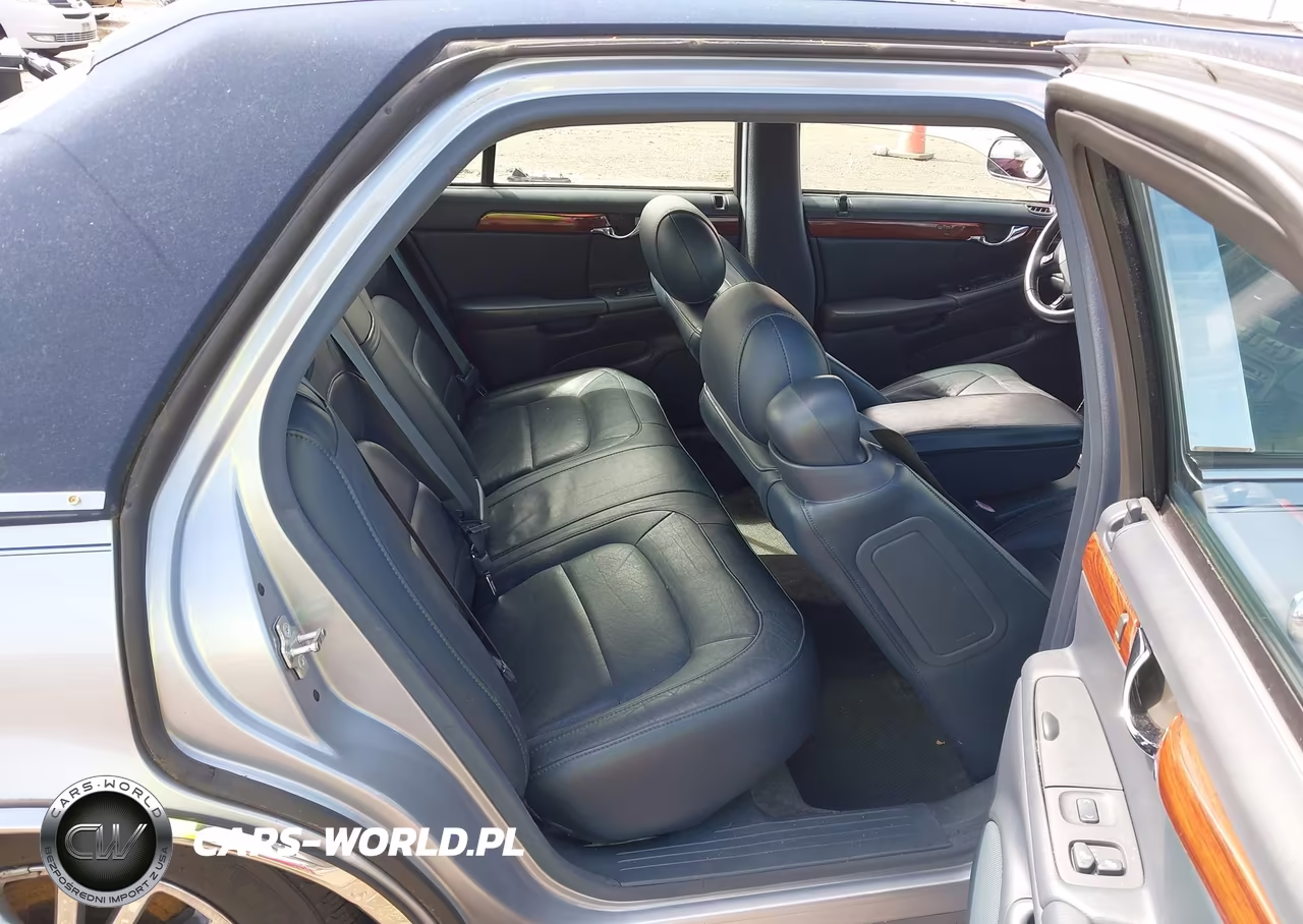 2004 Cadillac Deville Standard VIN:1G6KD54Y44U249929 - 8