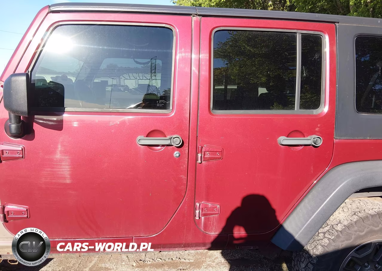 2013 Jeep Wrangler Unlimited Sport VIN:1C4BJWDG0DL508022 - 15