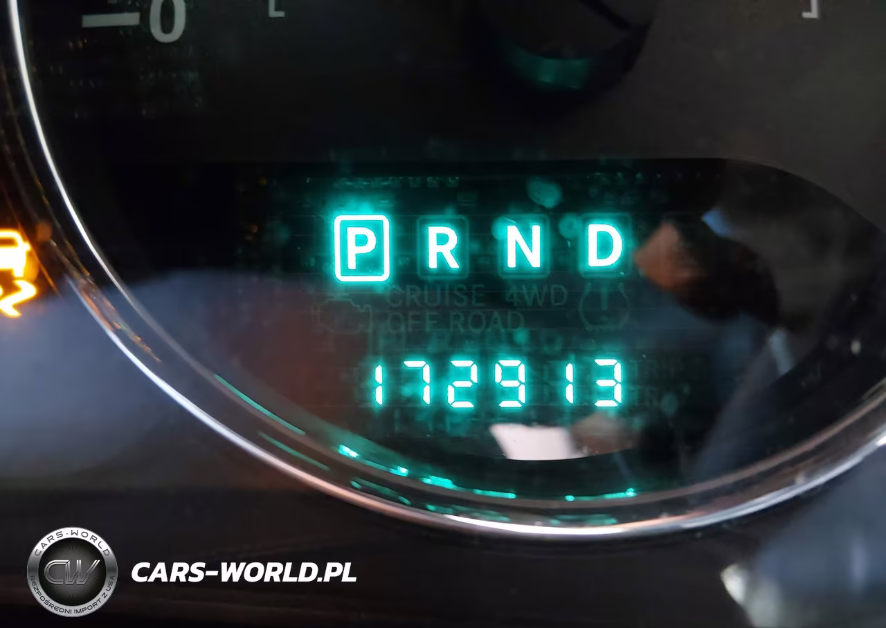 2013 Jeep Wrangler Unlimited Sport VIN:1C4BJWDG0DL508022 - 16