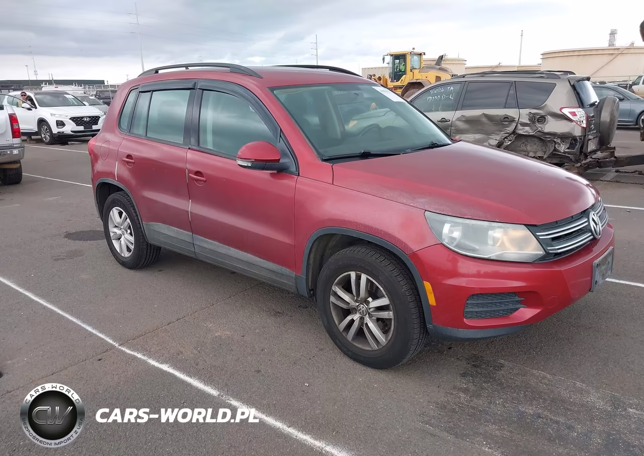 2015 Volkswagen Tiguan S – zdjęcie 1 z 16