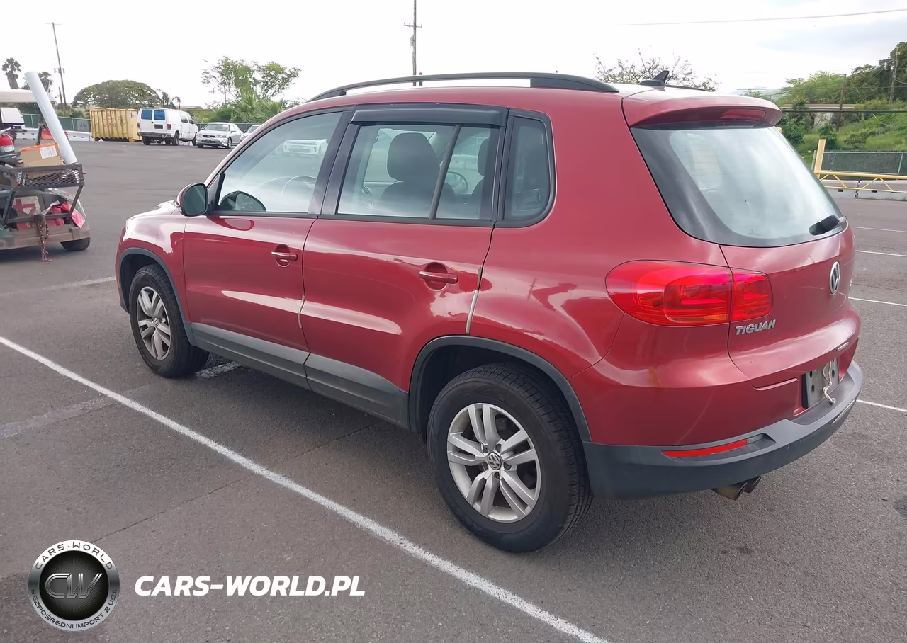 2015 Volkswagen Tiguan S VIN:WVGBV7AX0FW094624 - 3