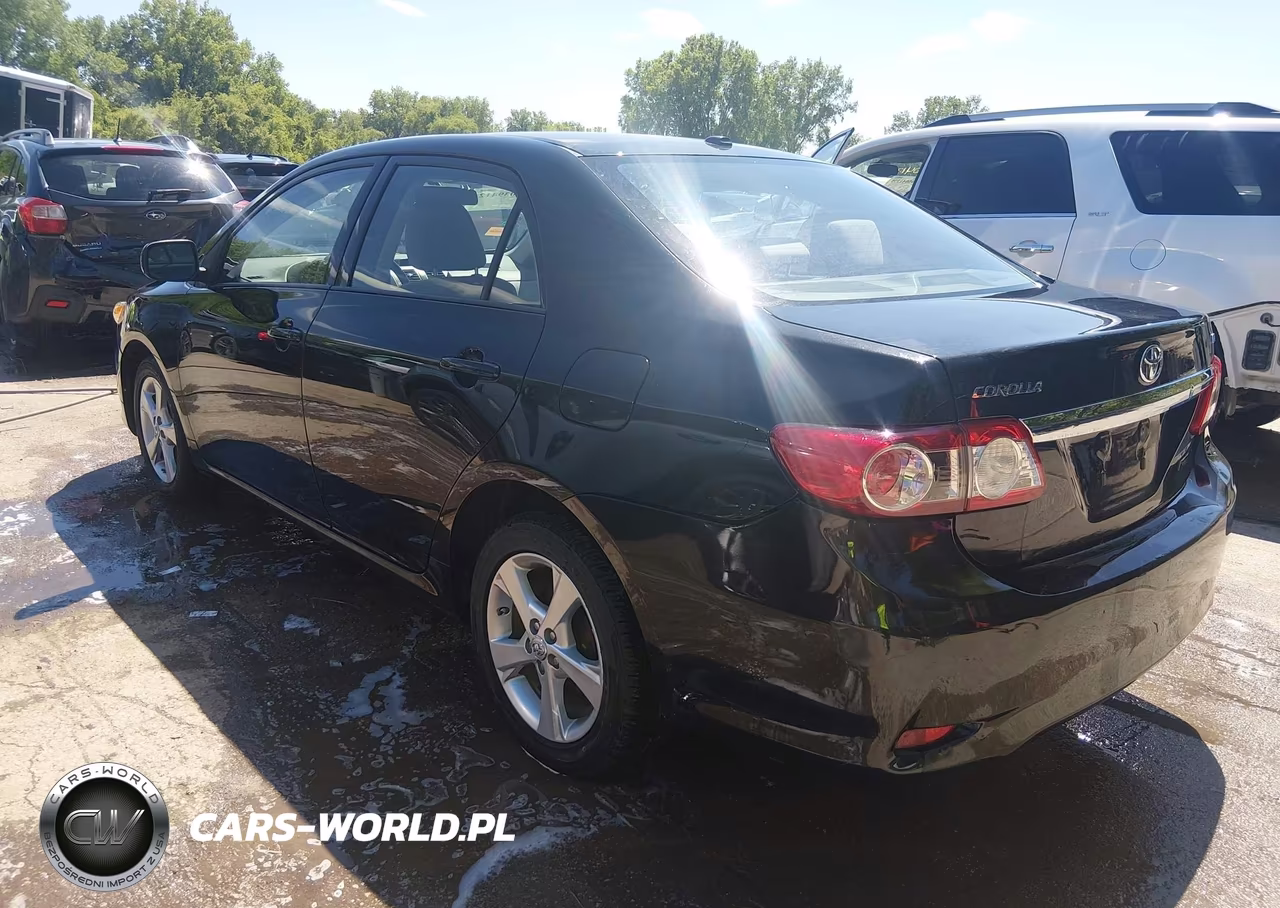 2012 Toyota Corolla Le VIN:2T1BU4EE7CC772563 - 3