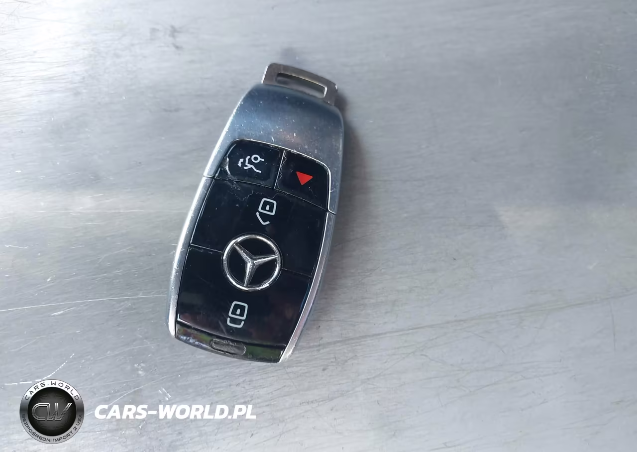 2018 Mercedes-Benz E 300 4Matic VIN:WDDZF4KB8JA481757 - 11