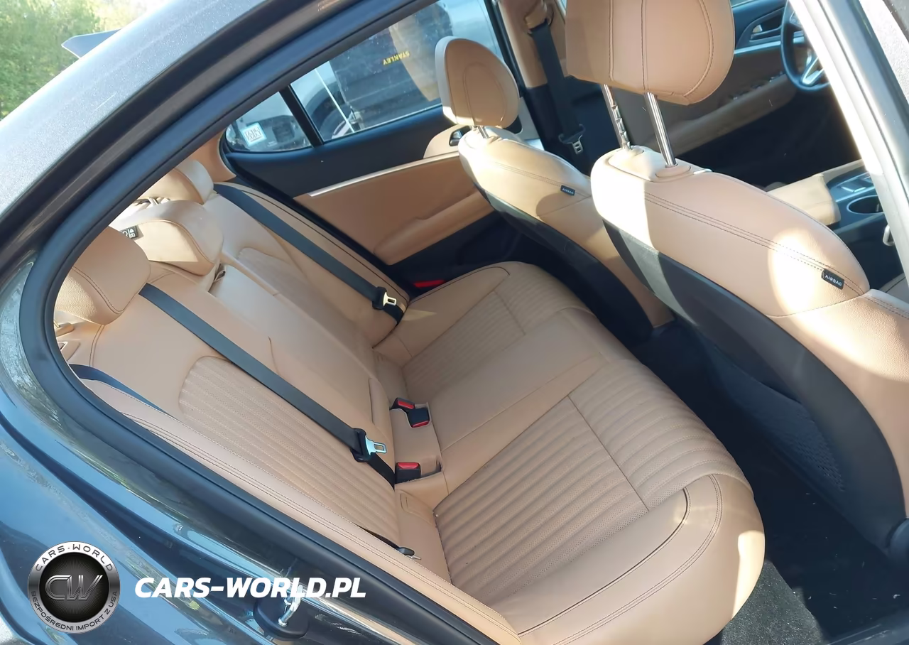 2022 Genesis G70 2.0T Awd VIN:KMTG34TA3NU099772 - 8