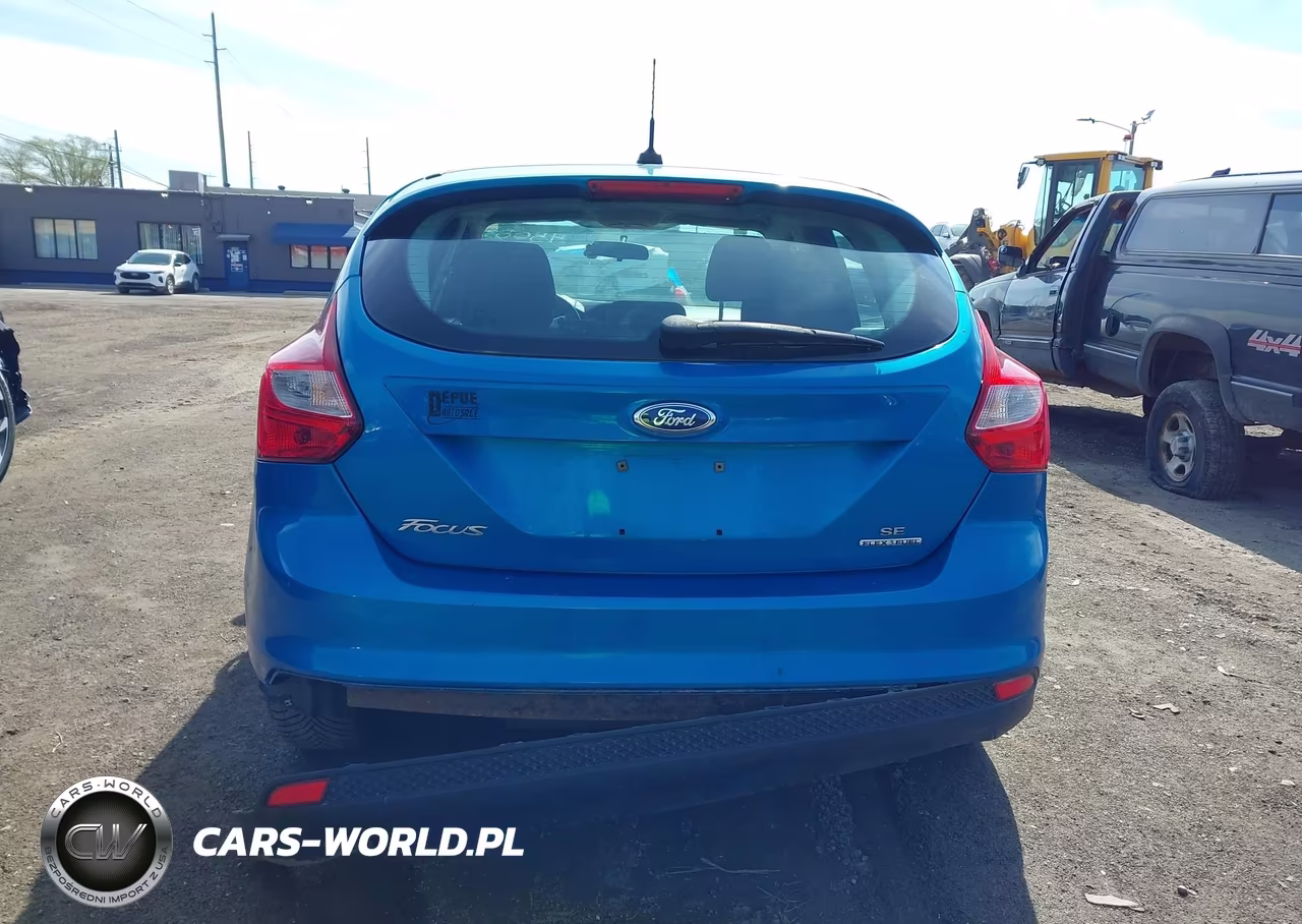 2014 Ford Focus Se VIN:1FADP3K29EL450836 - 15