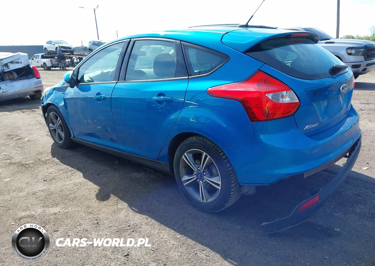 2014 Ford Focus Se VIN:1FADP3K29EL450836 - 3