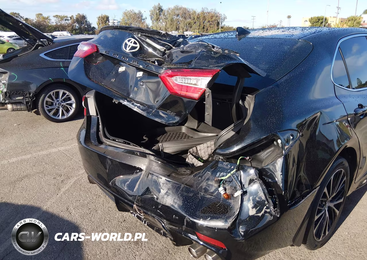2020 Toyota Camry Se VIN:4T1G11AKXLU864435 - 6