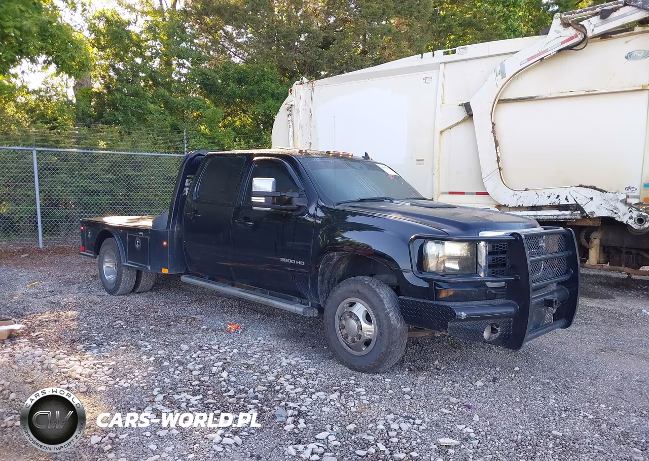 2011 GMC Sierra 3500Hd Slt – zdjęcie 1 z 15