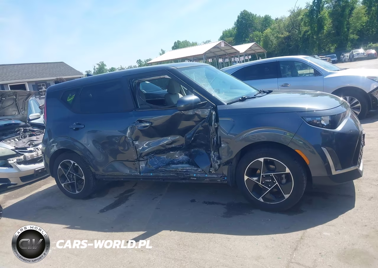 2024 Kia Soul Ex VIN:KNDJ33AU9R7920681 - 13