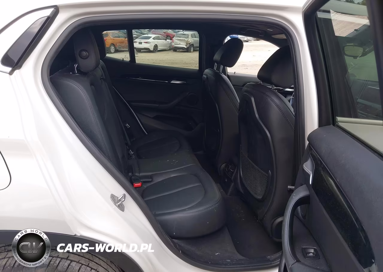 2018 BMW X2 xDrive28I VIN:WBXYJ5C38JEF69269 - 8