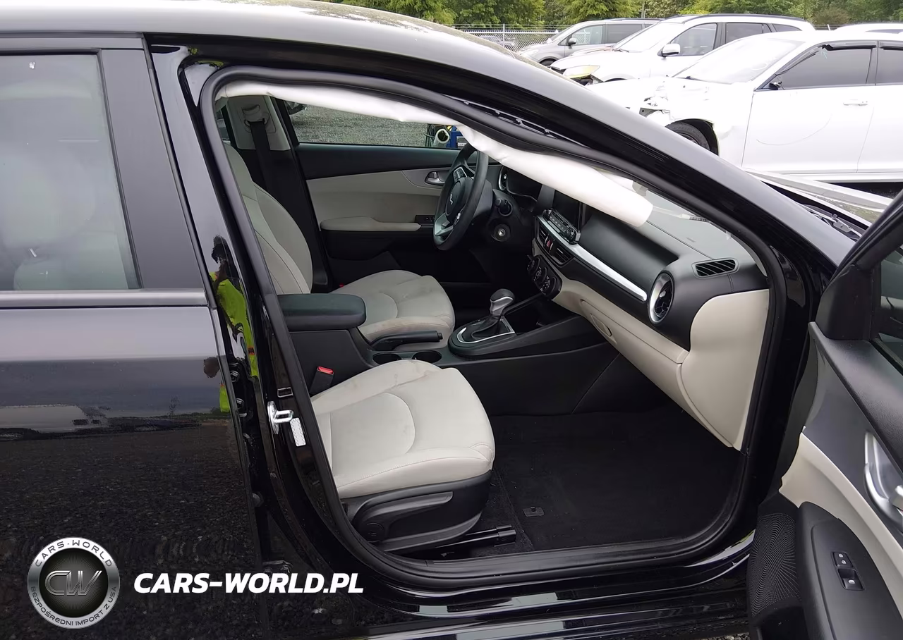 2023 Kia Forte Lxs VIN:3KPF24AD4PE677051 - 5