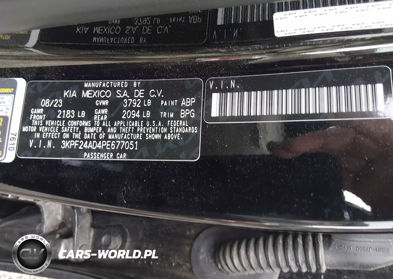 2023 Kia Forte Lxs VIN:3KPF24AD4PE677051 - 9