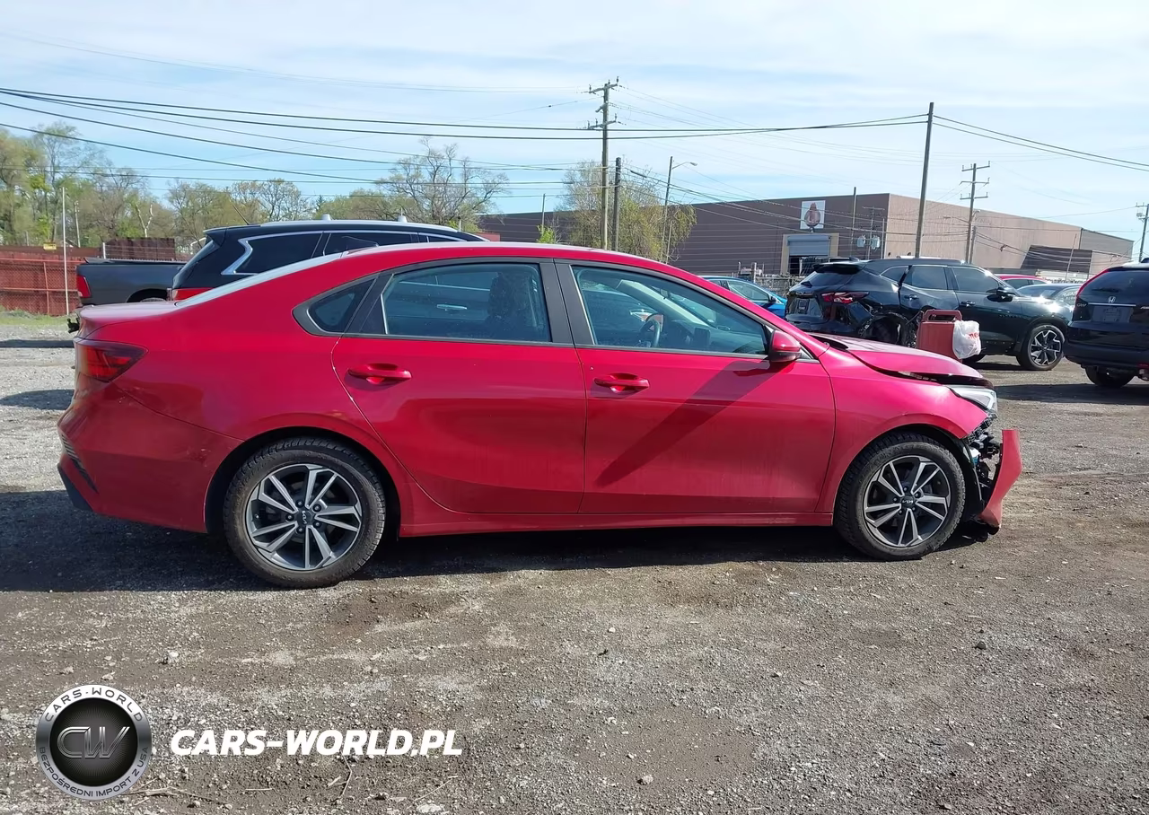 2023 Kia Forte Lxs VIN:3KPF24AD3PE570833 - 13