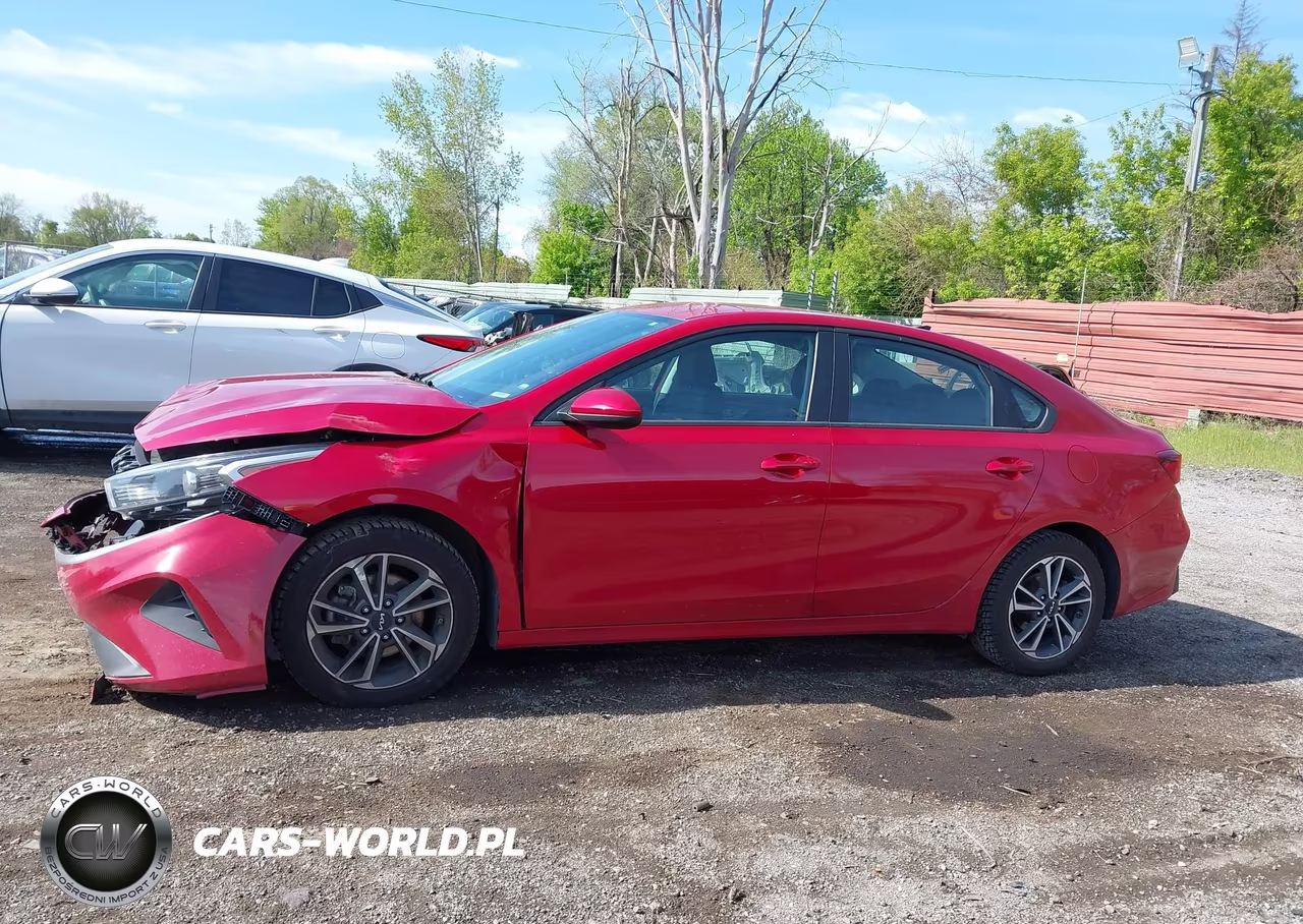 2023 Kia Forte Lxs VIN:3KPF24AD3PE570833 - 14