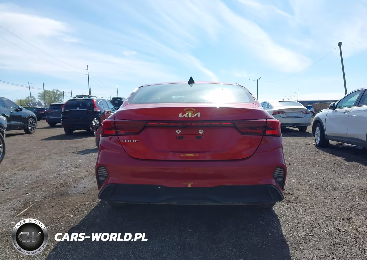 2023 Kia Forte Lxs VIN:3KPF24AD3PE570833 - 16