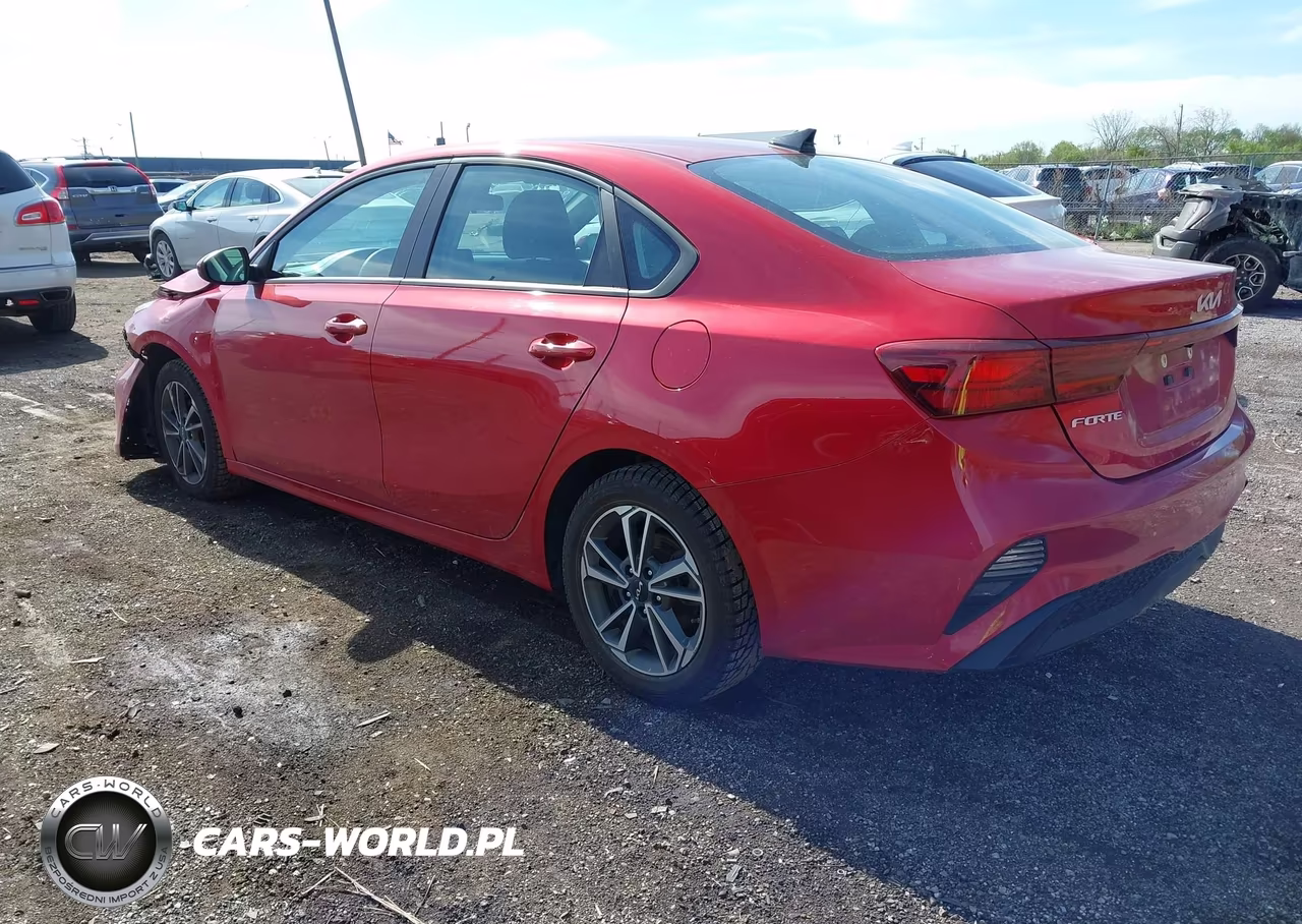 2023 Kia Forte Lxs VIN:3KPF24AD3PE570833 - 3